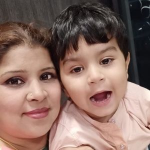 Meet your Posher, Samira